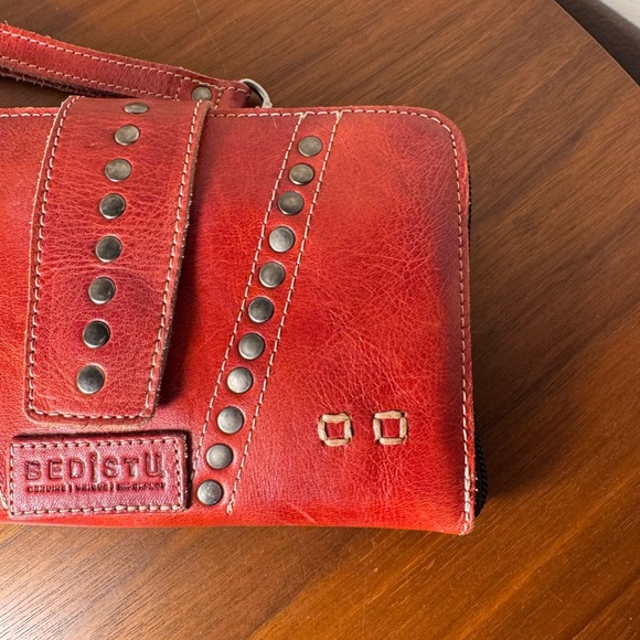 Bed Stu Rustic Red Flee Leather Wristlet - Picture 4 of 9